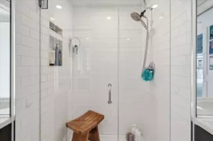 1 Pier 8 13th St, Boston, MA 02129 - Photo 17