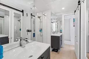 1 Pier 8 13th St, Boston, MA 02129 - Photo 19