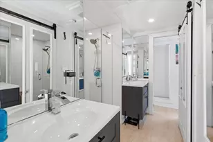 1 Pier 8 13th St, Boston, MA 02129 - Photo 19