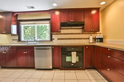 108 Lakeshore Dr, Marlborough, MA 01752 - Photo 7