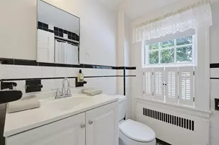11 Durant St, Newton, MA 02458 - Photo 27