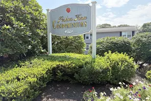 270 Sunderland Rd, Worcester, MA 01604 - Photo 29