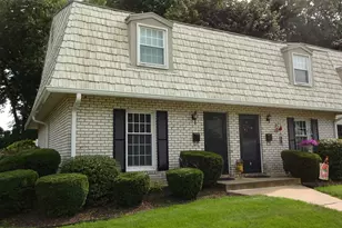 1 Plantation Dr, Agawam, MA 01001 - Photo 1