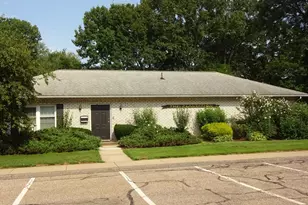 1 Plantation Dr, Agawam, MA 01001 - Photo 27