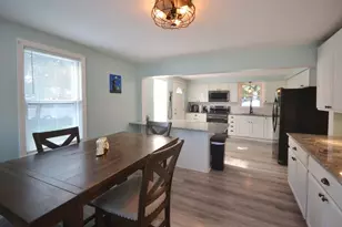 79 Lorchris St, Leominster, MA 01453 - Photo 7