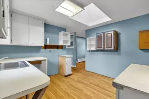 198 Bristol Ave, Barnstable, MA 02601 - Photo 9
