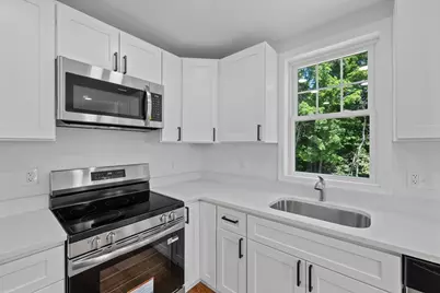 93 Brown St #A, Leicester, MA 01611 - Photo 9