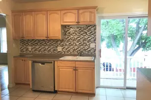 8 Thayer Pl, Braintree, MA 02184 - Photo 3