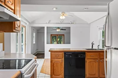 127 Mechanic St #1, Canton, MA 02021 - Photo 9