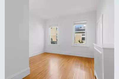 173 Davis St #3, Brookline, MA 02445 - Photo 9