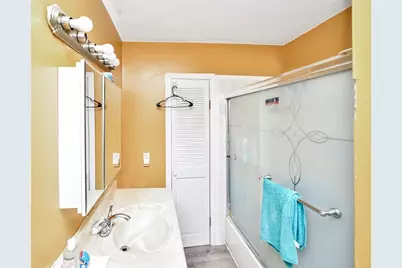 469 Summer St, Brockton, MA 02302 - Photo 7
