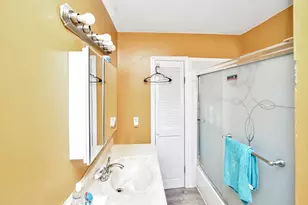 469 Summer St, Brockton, MA 02302 - Photo 7