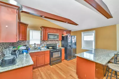 469 Summer St, Brockton, MA 02302 - Photo 5