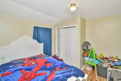 469 Summer St, Brockton, MA 02302 - Photo 9
