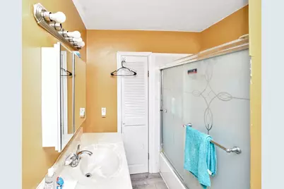 469 Summer St, Brockton, MA 02302 - Photo 7