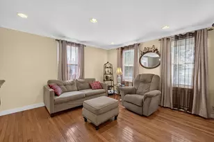 32 Raymond St, Fall River, MA 02723 - Photo 11