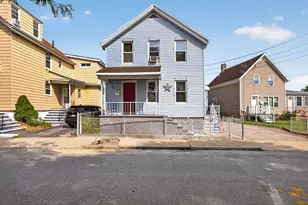 32 Raymond St, Fall River, MA 02723 - Photo 1