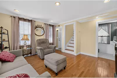 32 Raymond St, Fall River, MA 02723 - Photo 13
