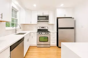 18 Linda St, Foxboro, MA 02035 - Photo 11