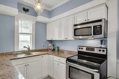 24 Cabot #1, Salem, MA 01970 - Photo 3