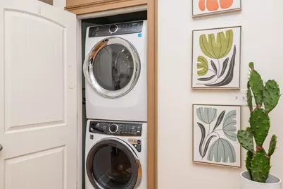 77 Washington St, Stoneham, MA 02180 - Photo 25