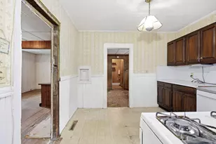 66 Calumet St, Revere, MA 02151 - Photo 13