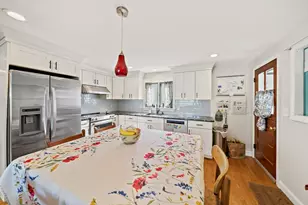 22 Clover Ln, Scituate, MA 02066 - Photo 5