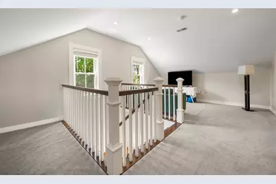 54 Canterbury St, Hingham, MA 02043 - Photo 21