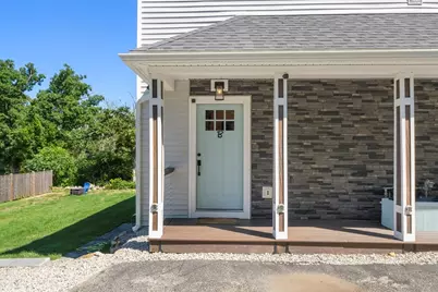 54 Canterbury St #B, Hingham, MA 02043 - Photo 3