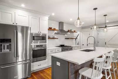 54 Canterbury St #B, Hingham, MA 02043 - Photo 7