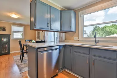 23 Bailey St, Lynn, MA 01904 - Photo 19