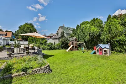 23 Bailey St, Lynn, MA 01904 - Photo 37