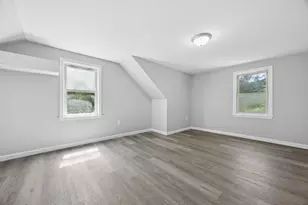 638 Pleasant St, Marlborough, MA 01752 - Photo 19