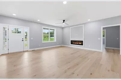 17 Silvergrass Ln, Southwick, MA 01077 - Photo 25