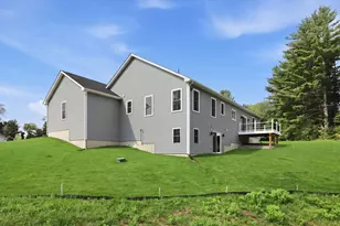 17 Silvergrass Ln, Southwick, MA 01077 - Photo 7