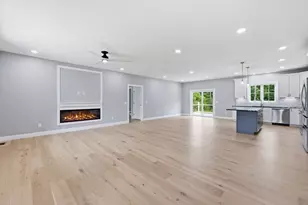17 Silvergrass Ln, Southwick, MA 01077 - Photo 19