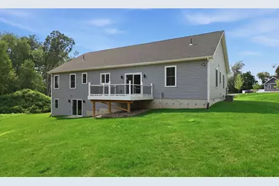 17 Silvergrass Ln, Southwick, MA 01077 - Photo 5