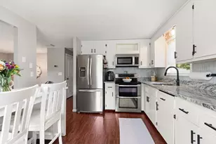 133 Willowdale Rd, Tyngsborough, MA 01879 - Photo 7