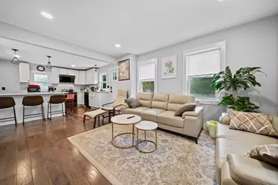 2 Stones Ct, Framingham, MA 01701 - Photo 7