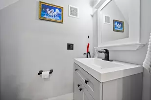 2 Stones Ct, Framingham, MA 01701 - Photo 9