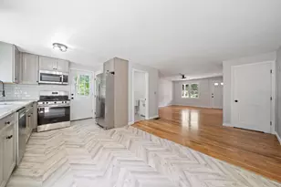 30 Lawn St, Attleboro, MA 02703 - Photo 3