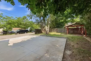 222 Hamilton St, Saugus, MA 01906 - Photo 39