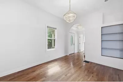 222 Hamilton St, Saugus, MA 01906 - Photo 9