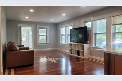891 Granite St, Braintree, MA 02184 - Photo 3