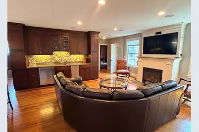 179 Hillside St, Arlington, MA 02476 - Photo 9