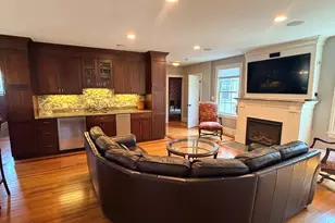 179 Hillside St, Arlington, MA 02476 - Photo 9