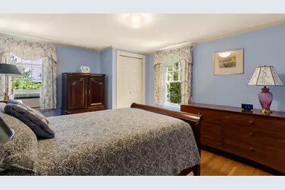 134 Whitford Street, Boston, MA 02131 - Photo 11