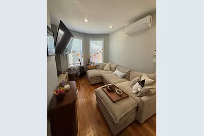 44 Saxton St #3, Boston, MA 02125 - Photo 3
