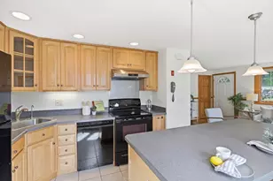 111 Nashua Rd, Billerica, MA 01862 - Photo 11