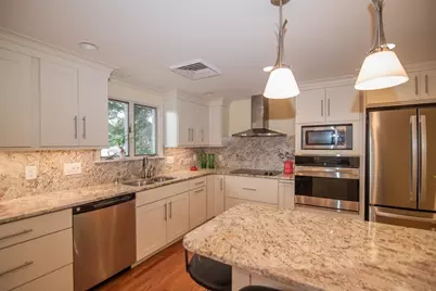 10 Magnolia Rd, Methuen, MA 01844 - Photo 9